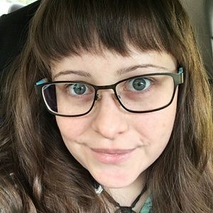 Meet your Posher, Marisa